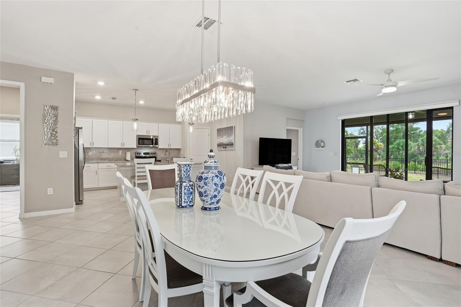 Image 13 of 51 For 1824 Saddlewood Circle