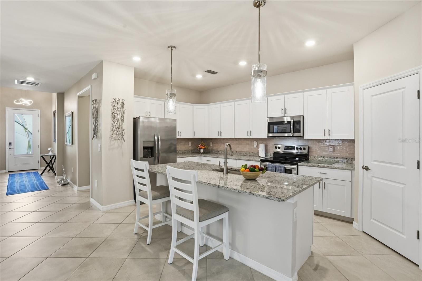 Image 16 of 51 For 1824 Saddlewood Circle