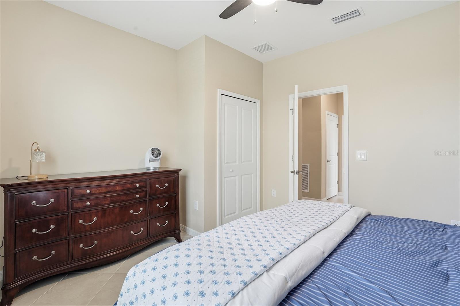 Image 34 of 51 For 1824 Saddlewood Circle