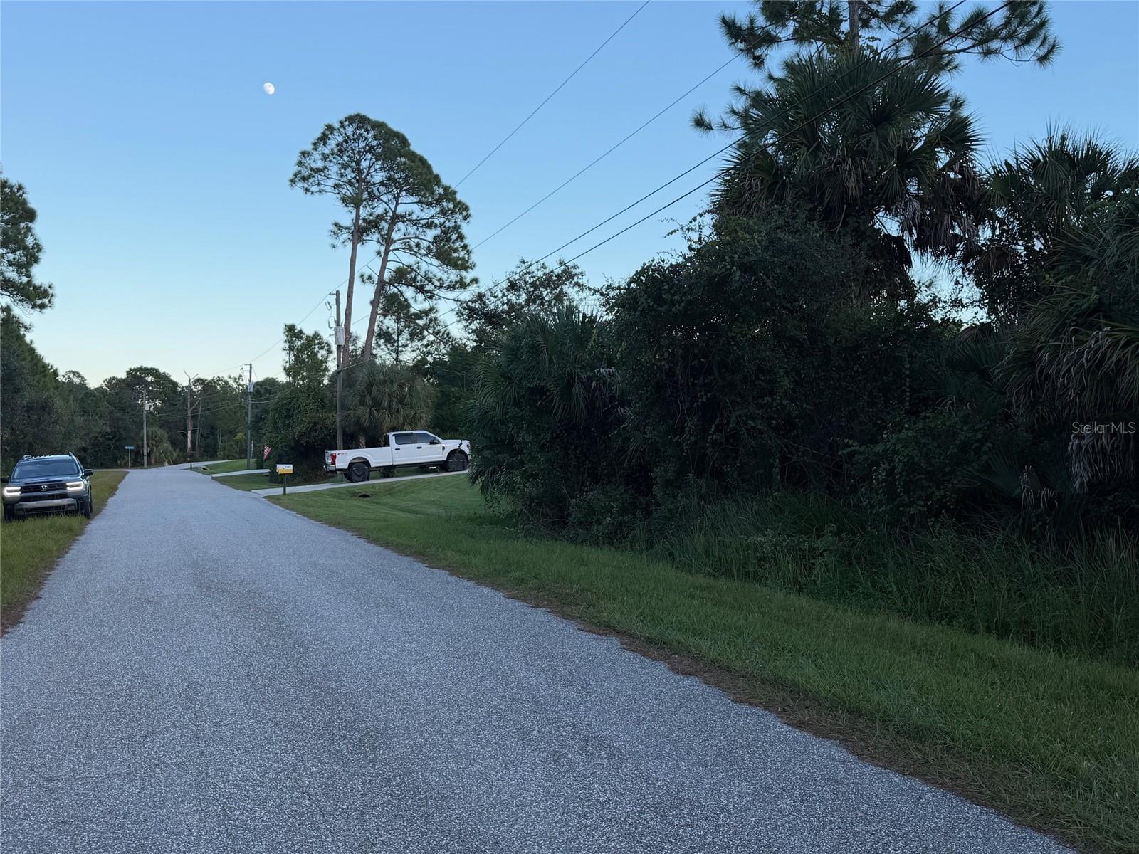 Image 6 of 6 For Abesaid Avenue