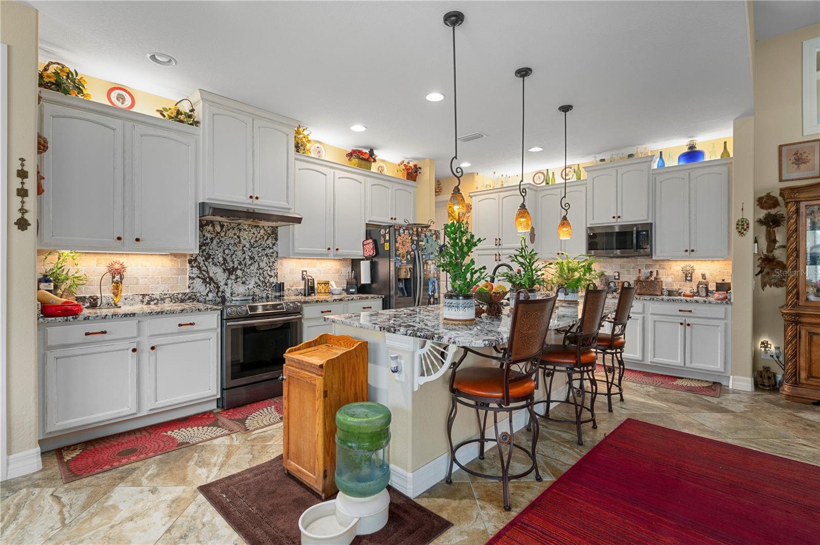 Image 15 of 63 For 38881 Washington Loop Road