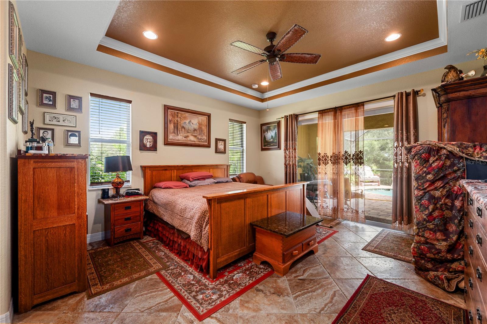 Image 20 of 63 For 38881 Washington Loop Road