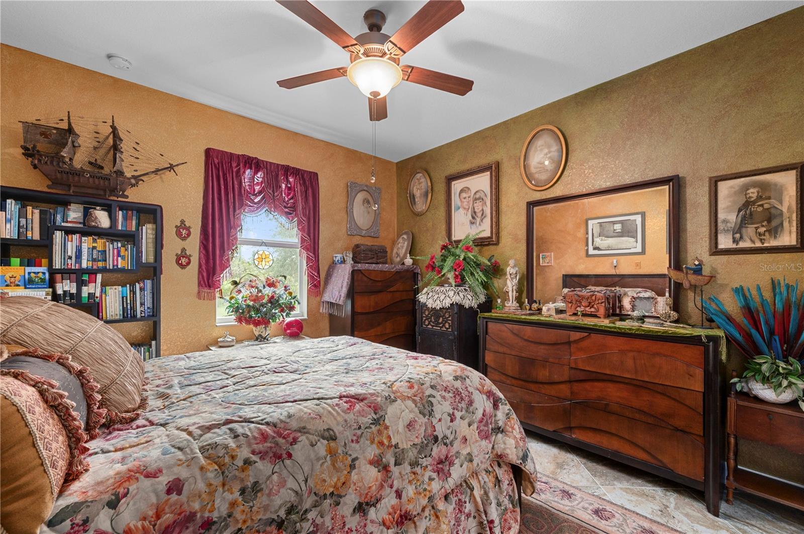 Image 33 of 63 For 38881 Washington Loop Road