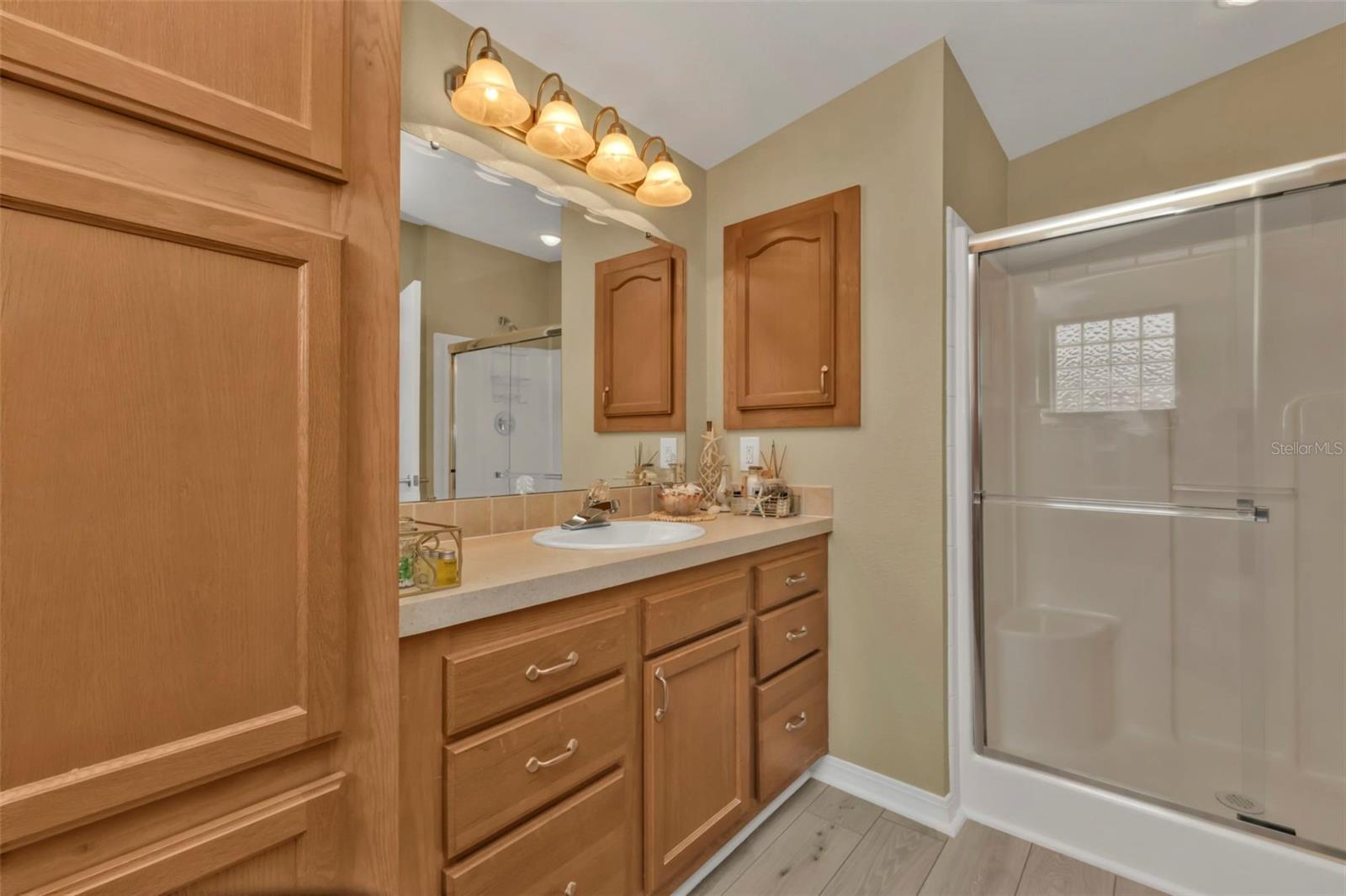 Image 11 of 21 For 1858 Keith Drive