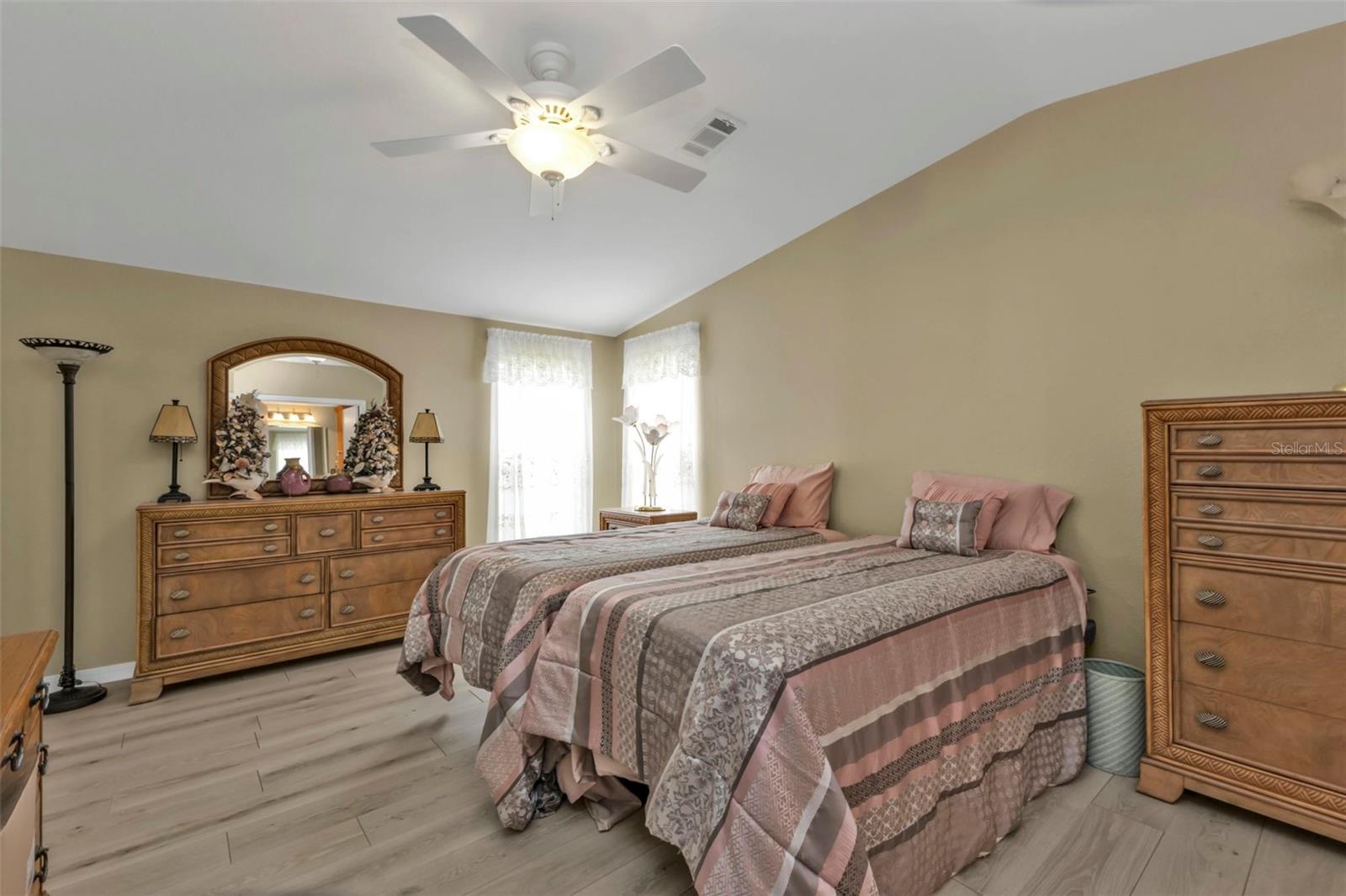 Image 9 of 21 For 1858 Keith Drive