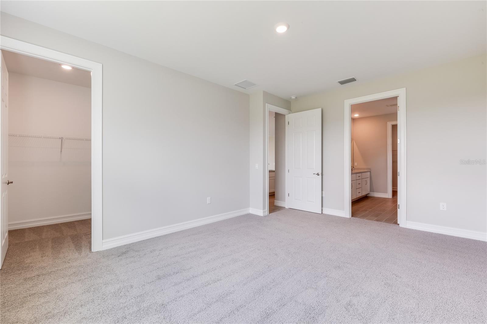 Image 13 of 19 For 26192 Coral Lakes Drive