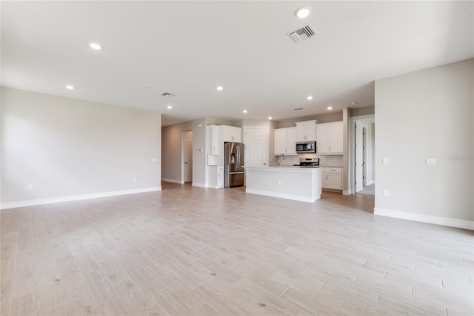 Image 5 of 19 For 26192 Coral Lakes Drive