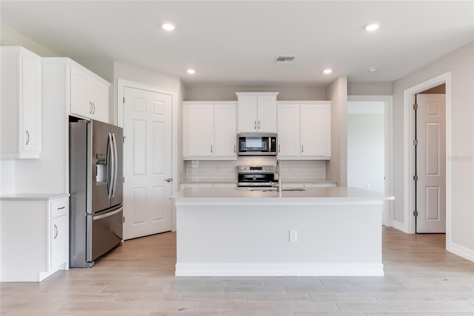 Image 7 of 19 For 26192 Coral Lakes Drive