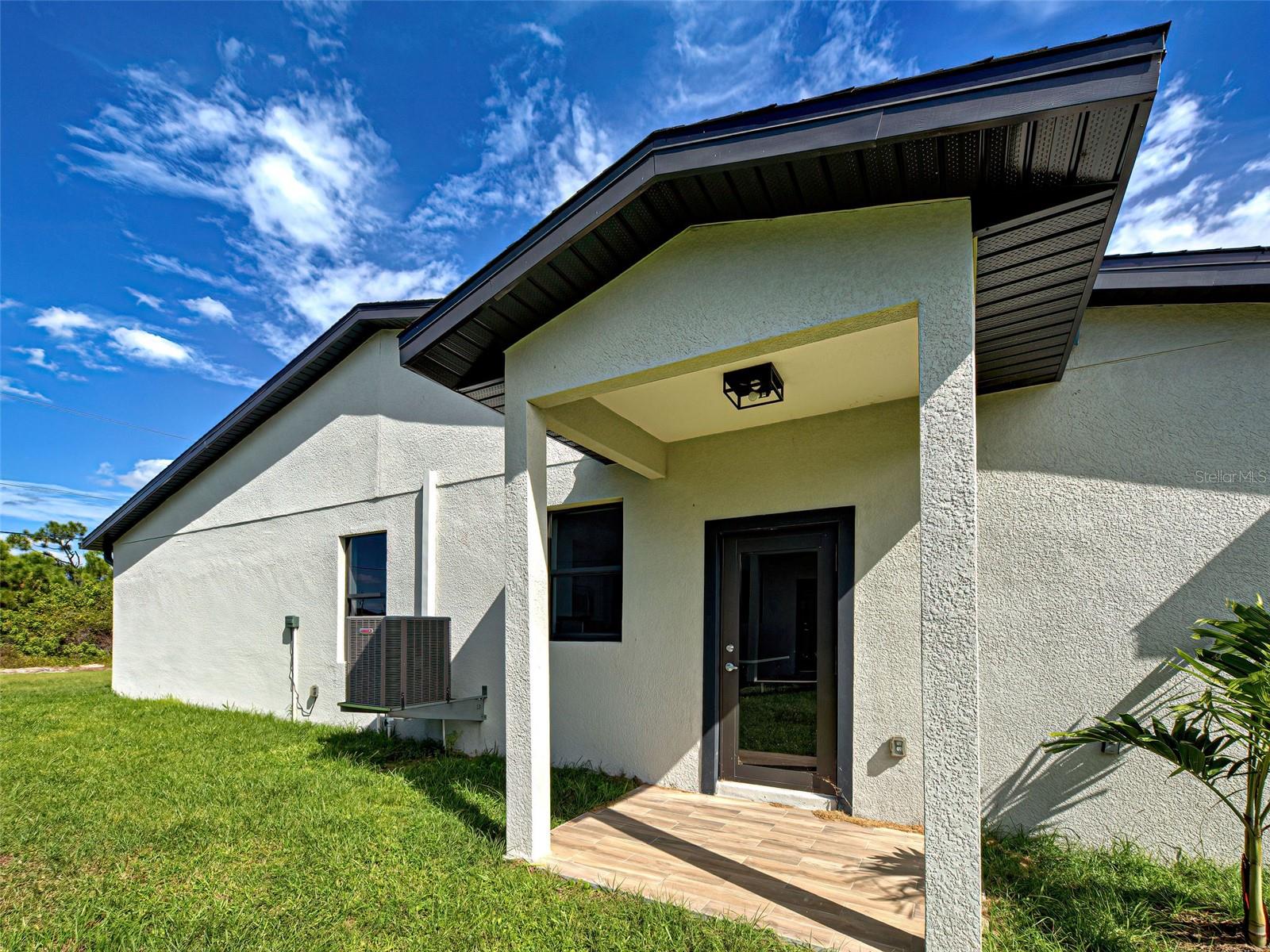 Image 3 of 40 For 11240-42 Kimberly Avenue