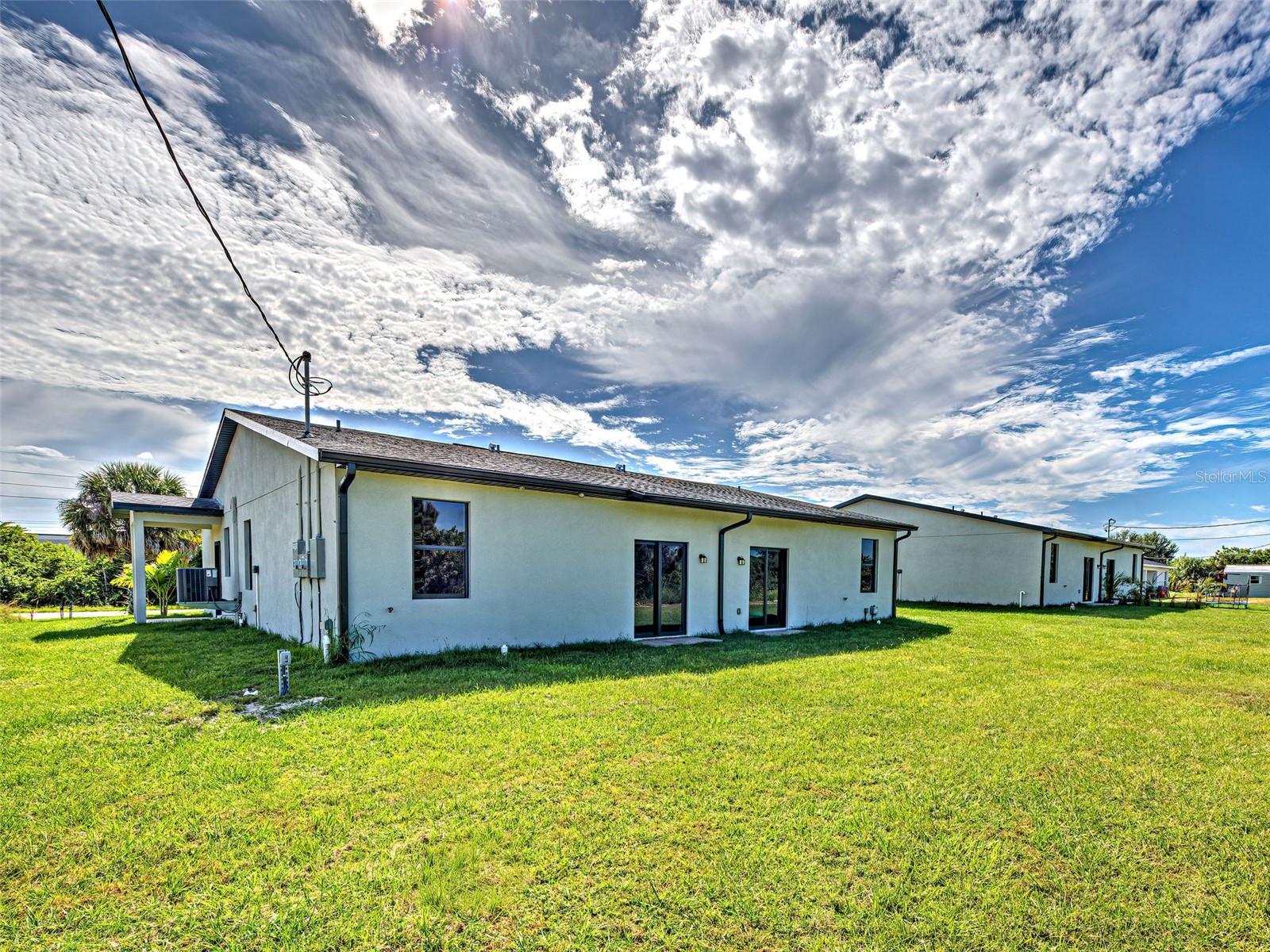 Image 7 of 40 For 11240-42 Kimberly Avenue