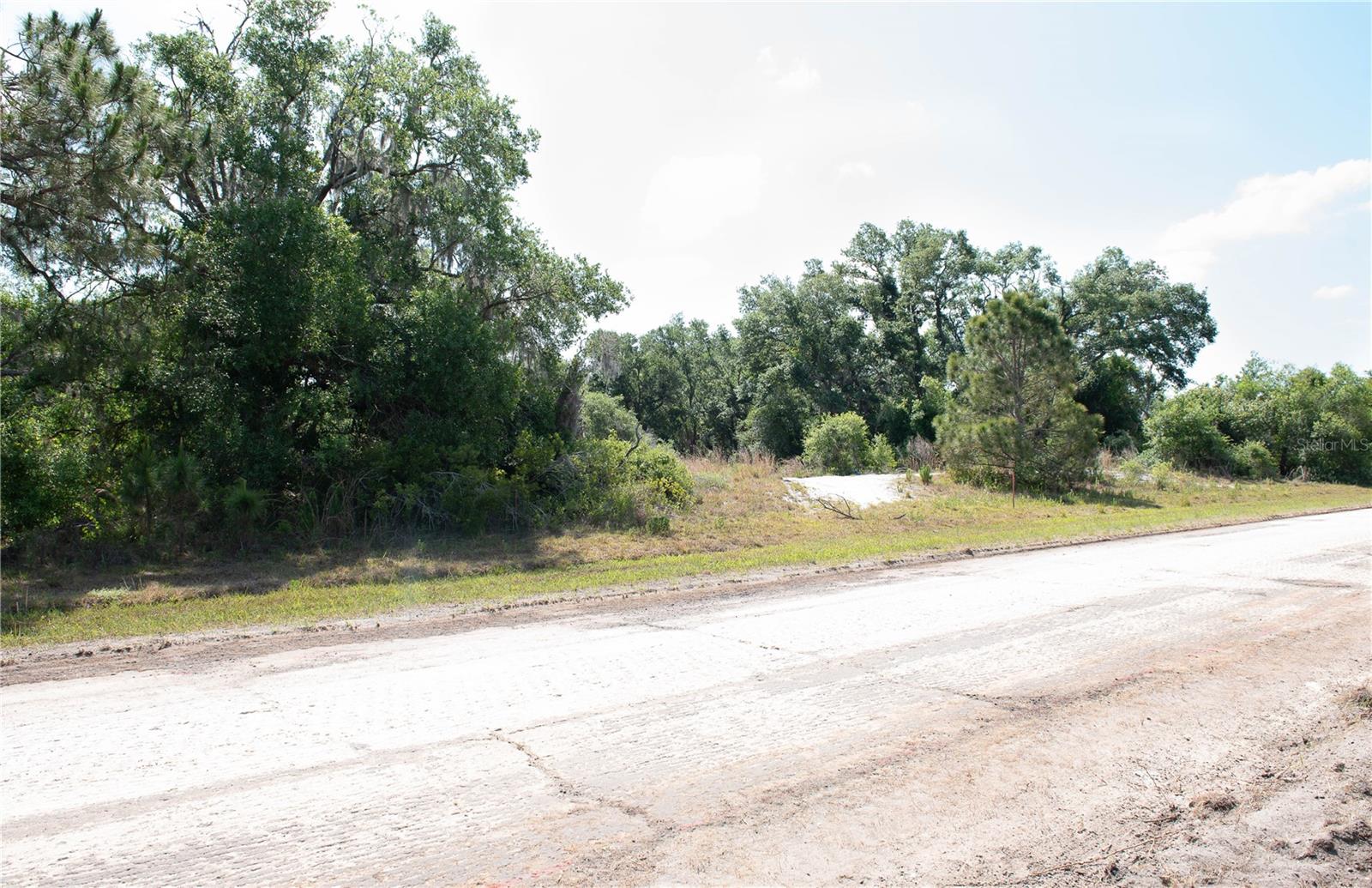 Image 6 of 14 For Lot 13 & 14 Constitution Drive