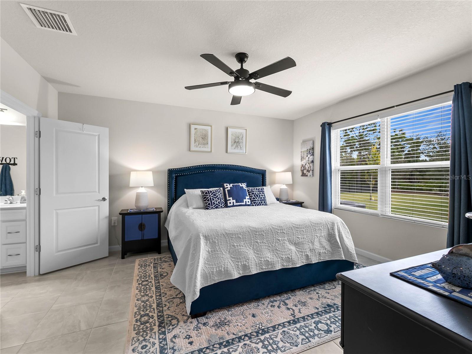 Image 5 of 54 For 1982 Palms Drive