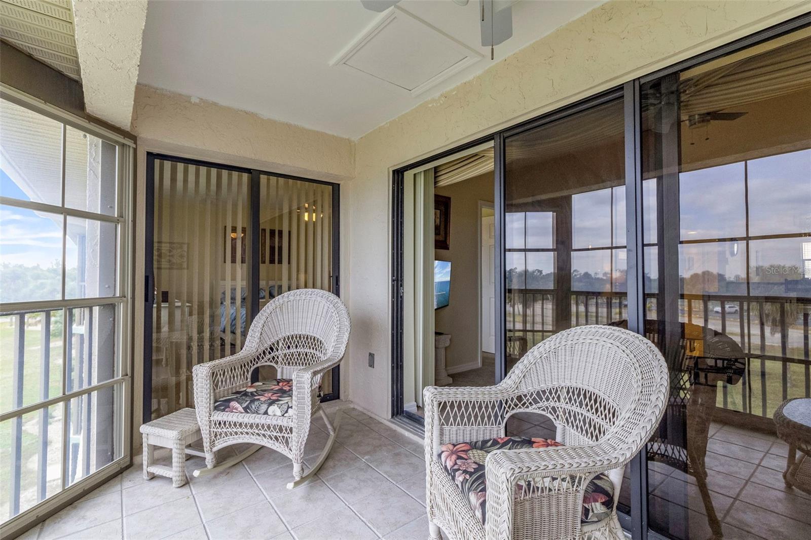 Image 27 of 33 For 175 Kings Highway 233