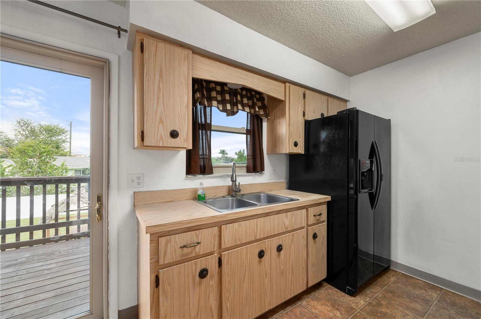 Image 13 of 46 For 2810 Vasco Street