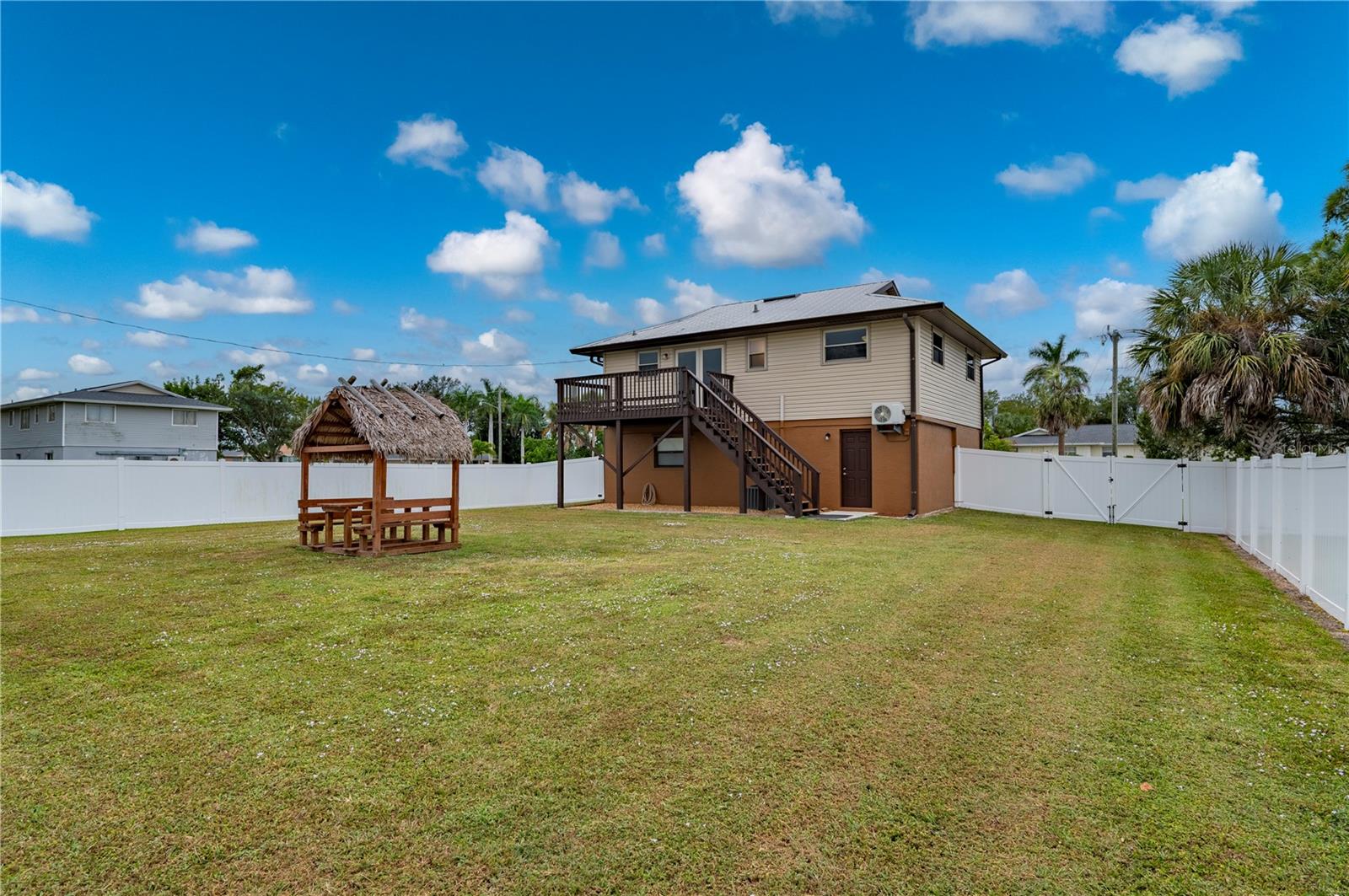 Image 29 of 46 For 2810 Vasco Street