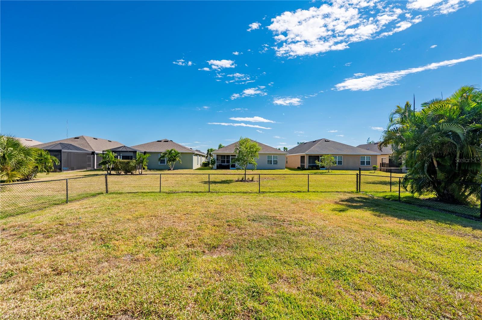 Image 58 of 77 For 4069 River Bank Way