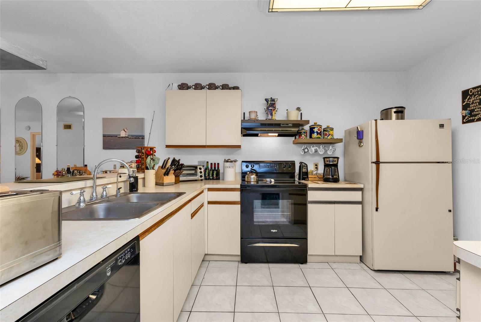 Image 5 of 37 For 175 Kings Highway 626