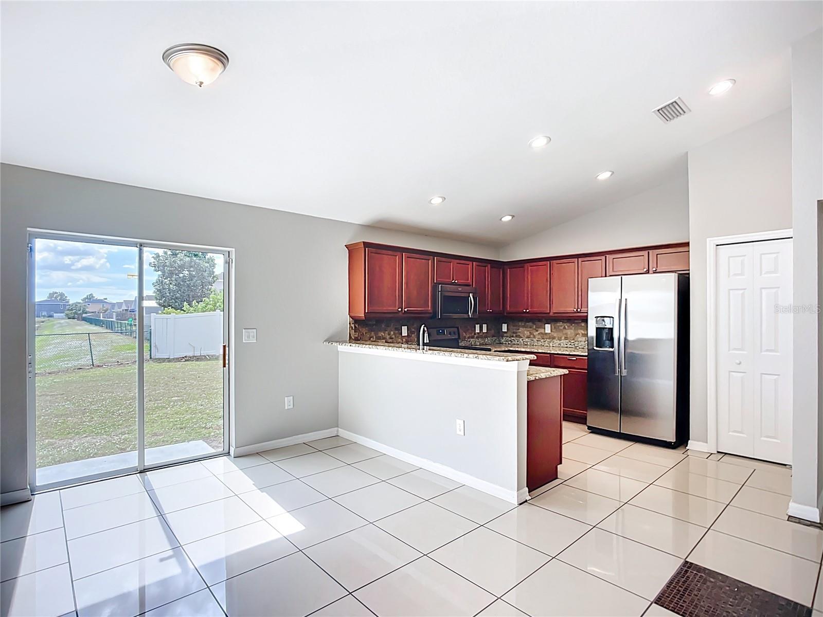 Image 10 of 34 For 1305 24th Street E