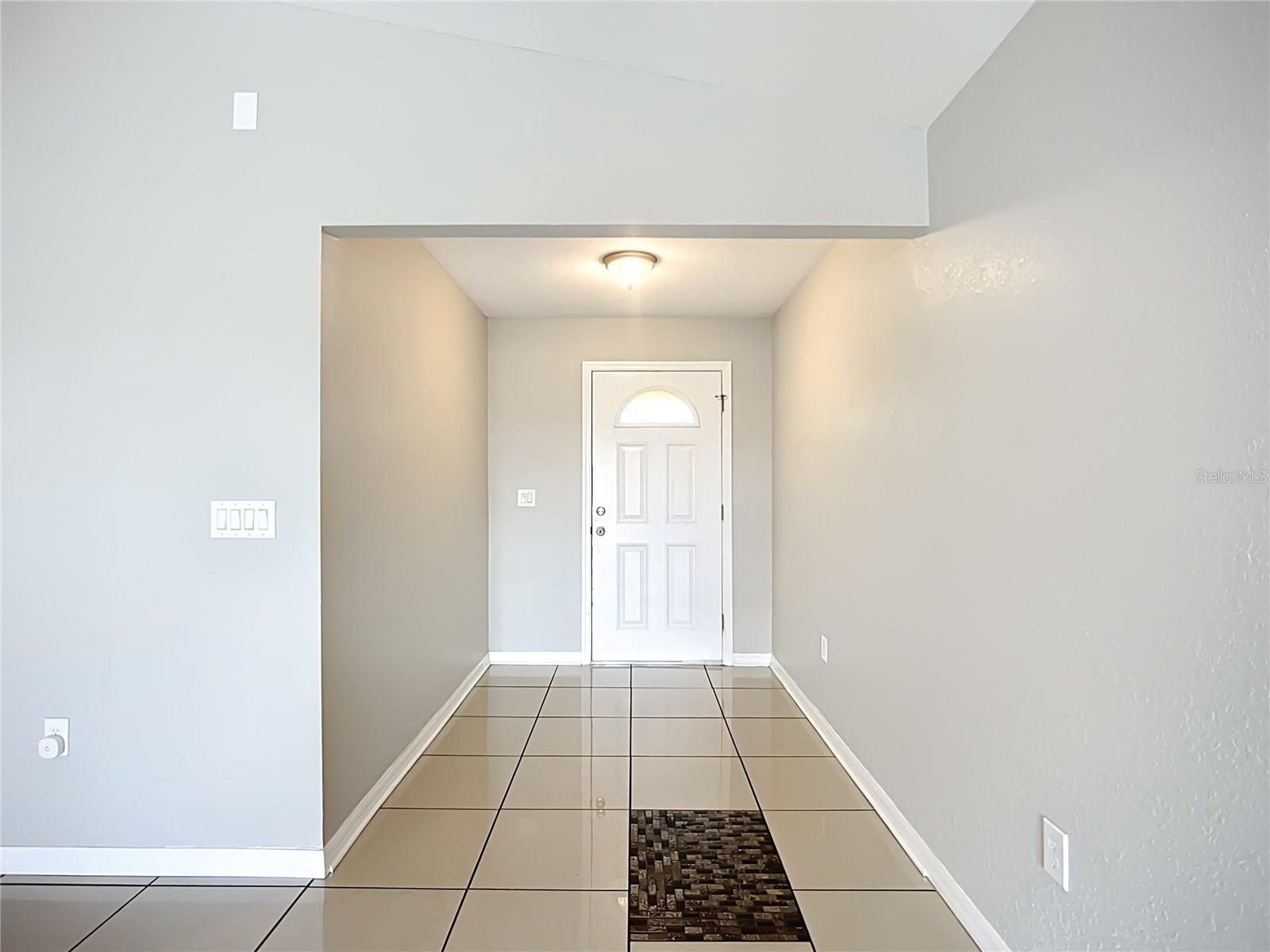 Image 3 of 34 For 1305 24th Street E