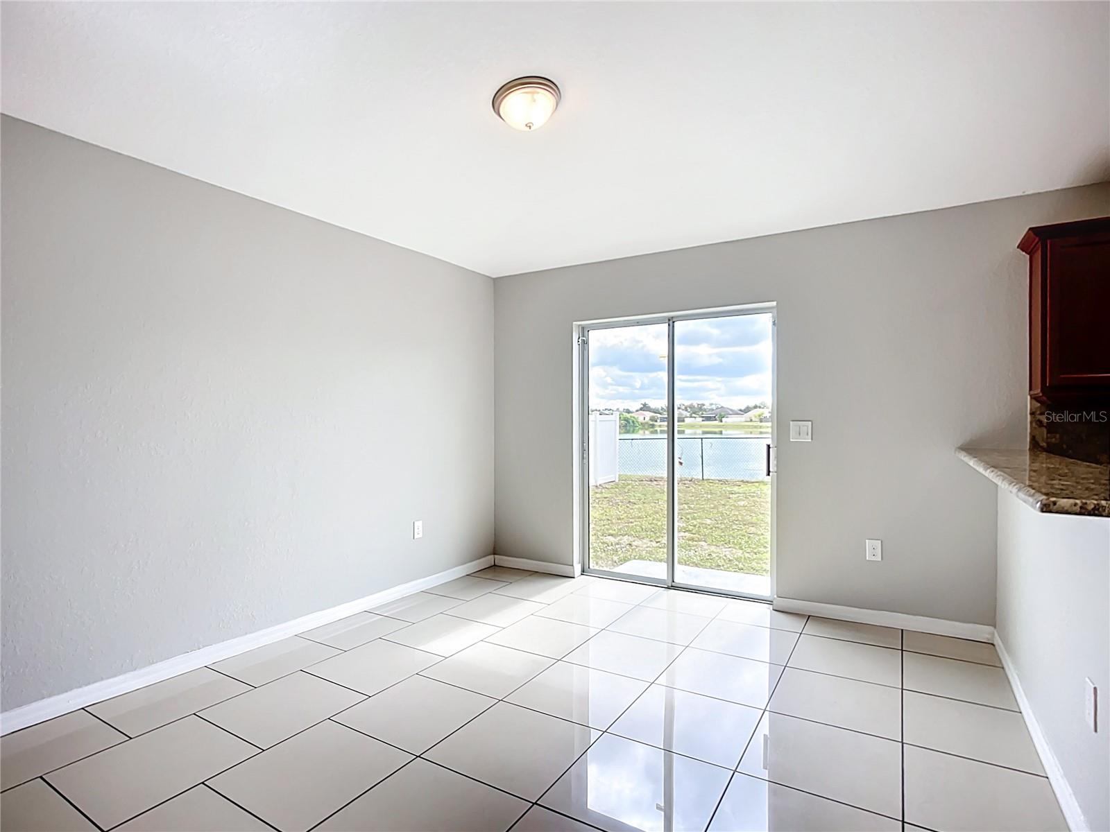 Image 9 of 34 For 1305 24th Street E