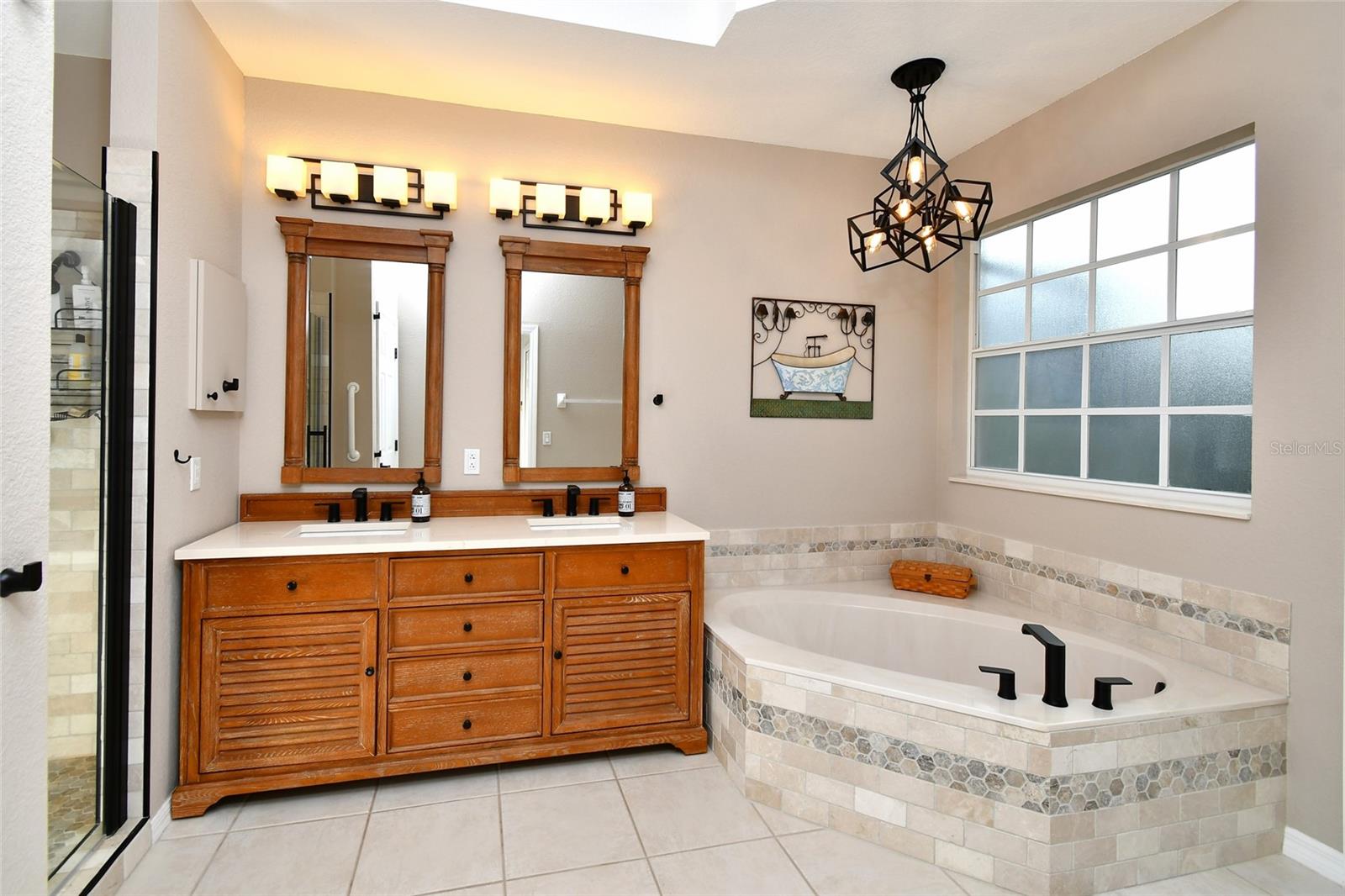 Image 16 of 39 For 24080 Redfish Cove Drive