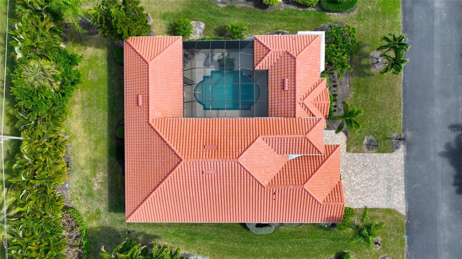 Image 30 of 39 For 24080 Redfish Cove Drive