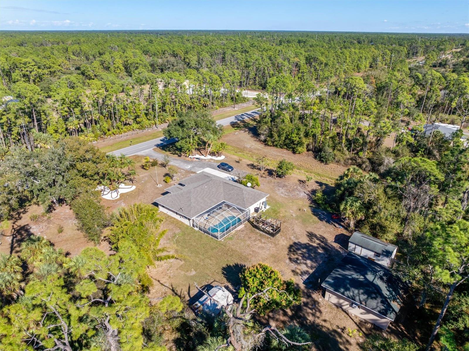 Listing photo id 53 for 2209 Tropicaire Boulevard