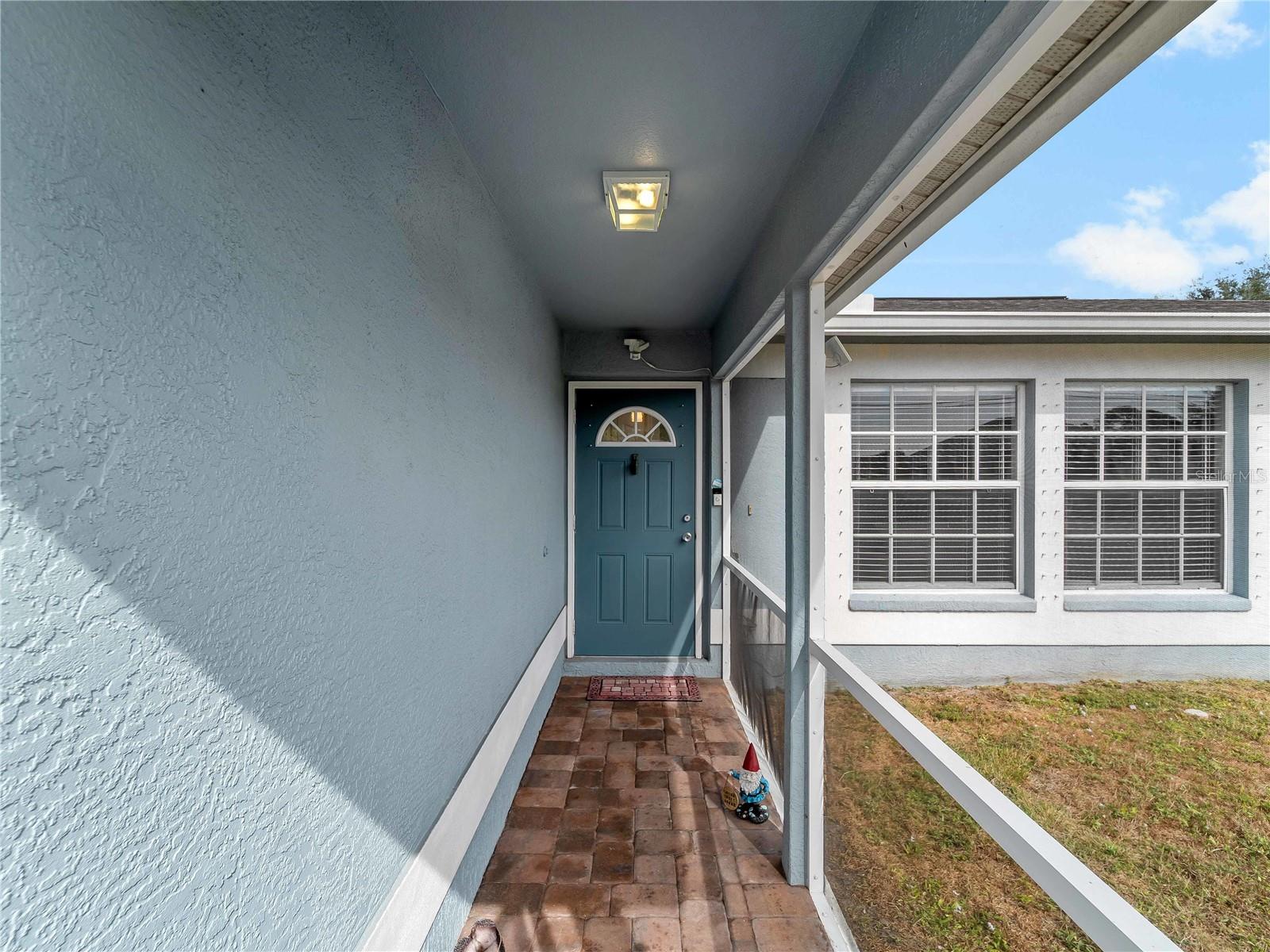 Listing photo id 41 for 3200 Alesio Avenue