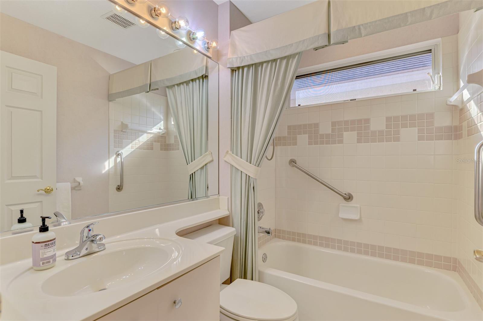 Image 42 of 74 For 3301 Pennyroyal Road