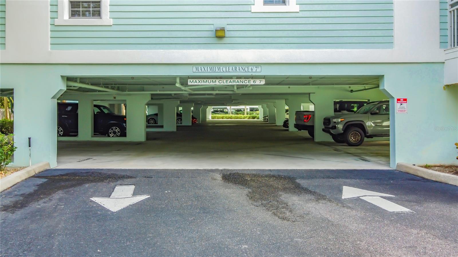 Image 42 of 70 For 5125 Melbourne Street E201