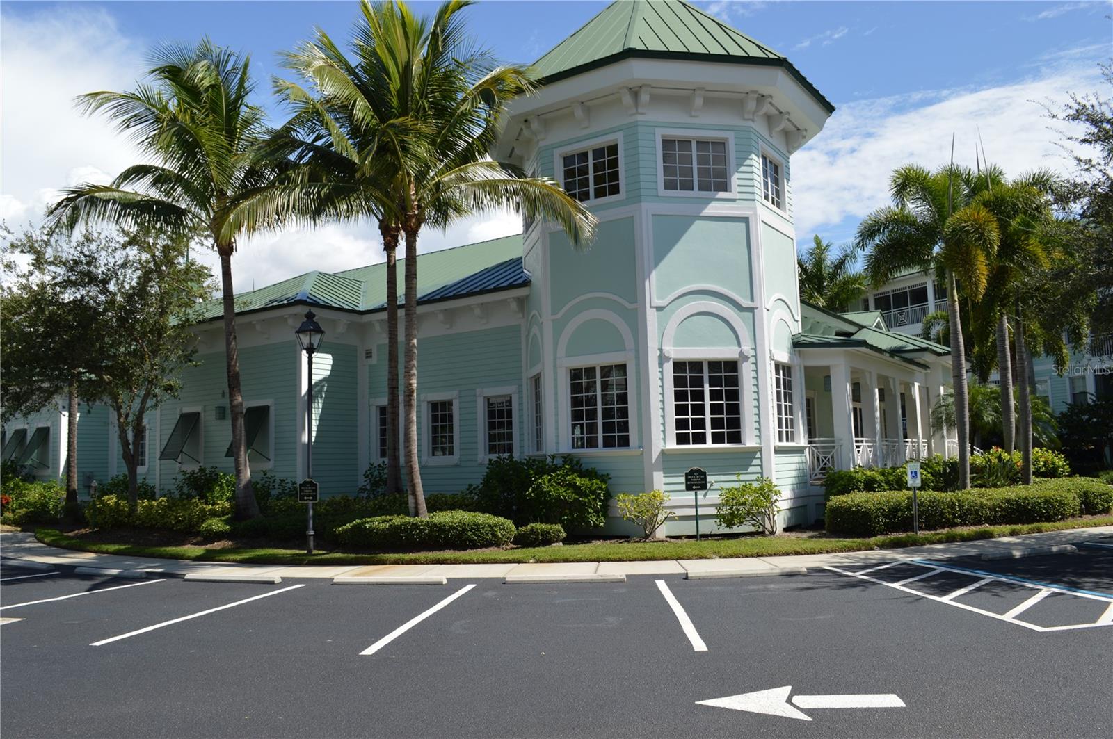 Image 45 of 70 For 5125 Melbourne Street E201