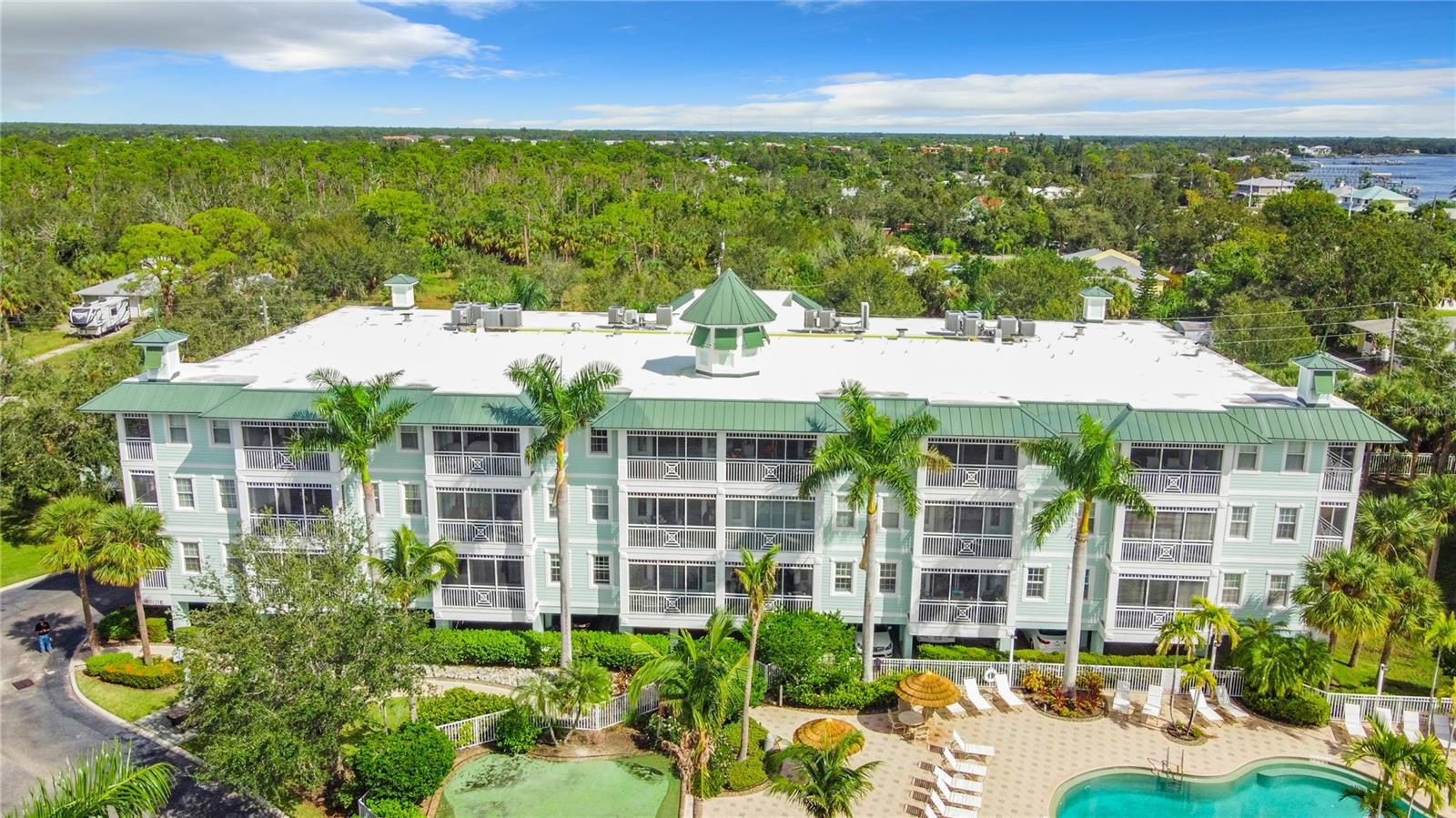 Image 49 of 70 For 5125 Melbourne Street E201