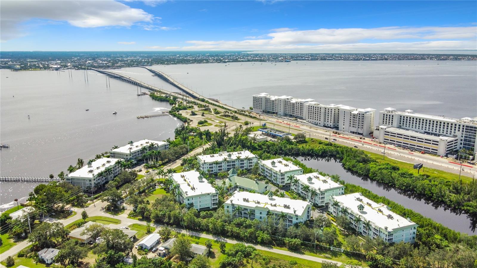 Image 54 of 70 For 5125 Melbourne Street E201