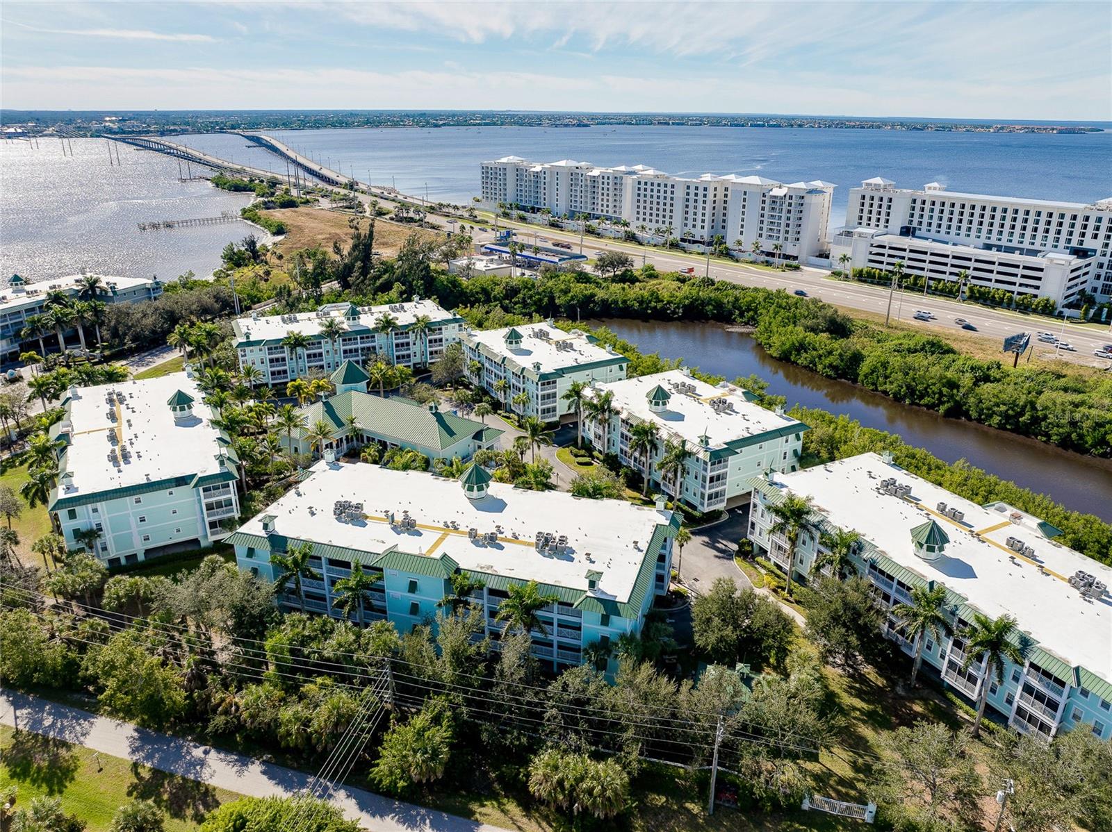 Image 66 of 70 For 5125 Melbourne Street E201