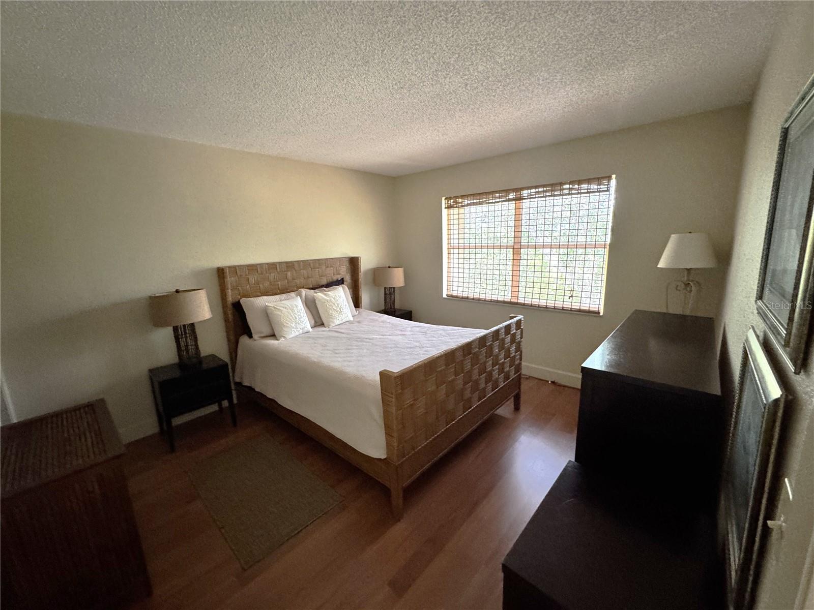 Image 20 of 37 For 25100 Sandhill Boulevard L203