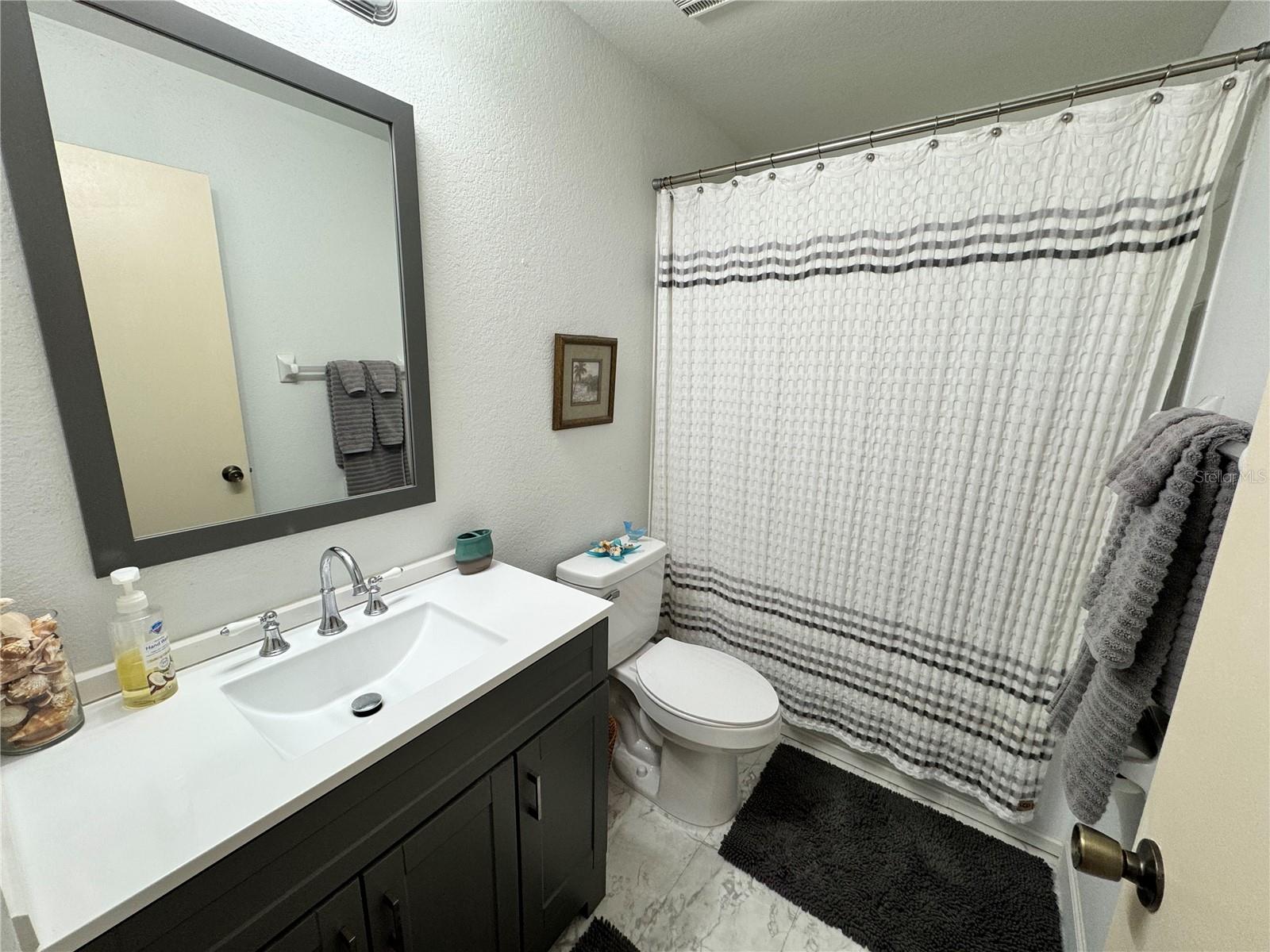 Image 23 of 37 For 25100 Sandhill Boulevard L203