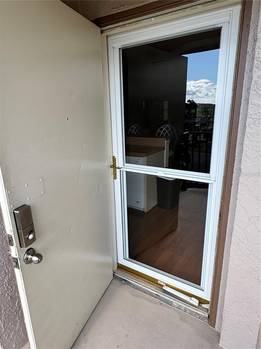 Image 7 of 37 For 25100 Sandhill Boulevard L203