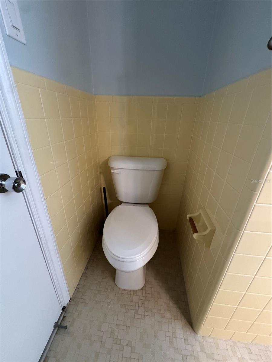 Image 20 of 25 For 189 Small Street Se