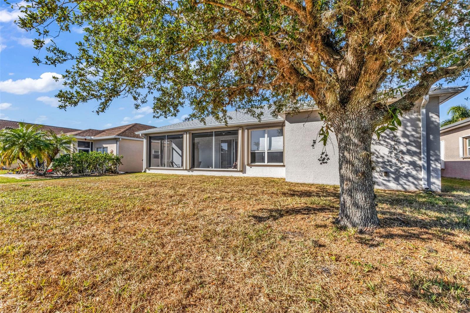 Image 28 of 49 For 24576 Buckingham Way