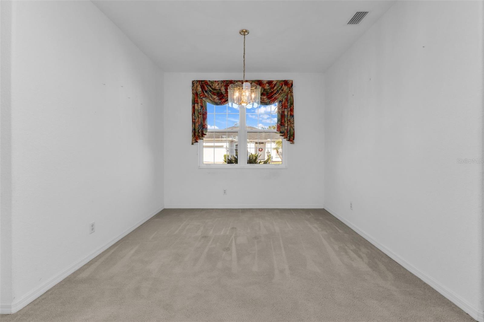 Image 6 of 49 For 24576 Buckingham Way