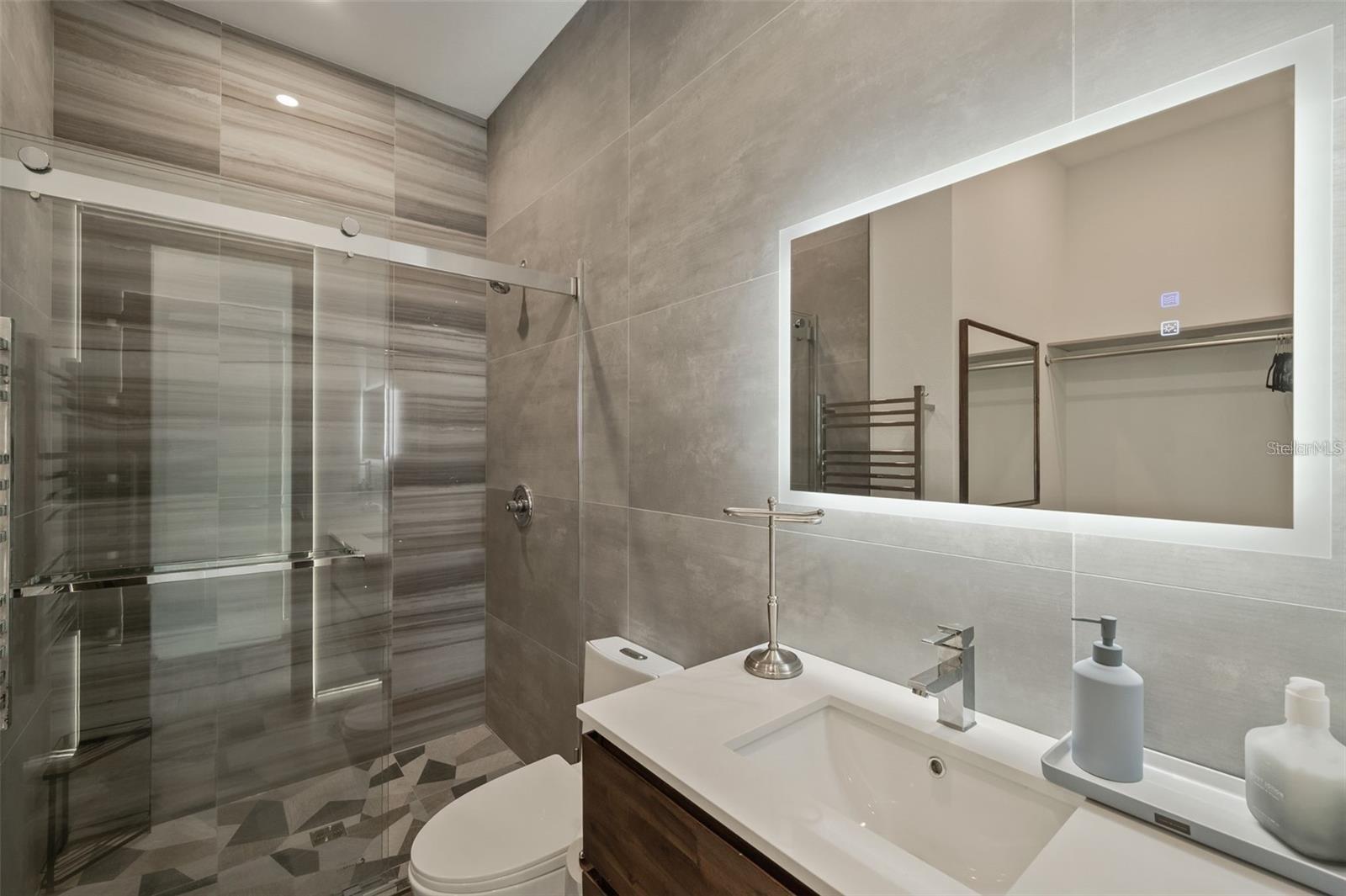 Listing photo id 43 for 36 Dolphin Drive