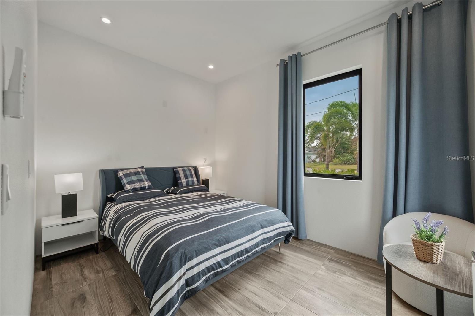 Listing photo id 44 for 36 Dolphin Drive