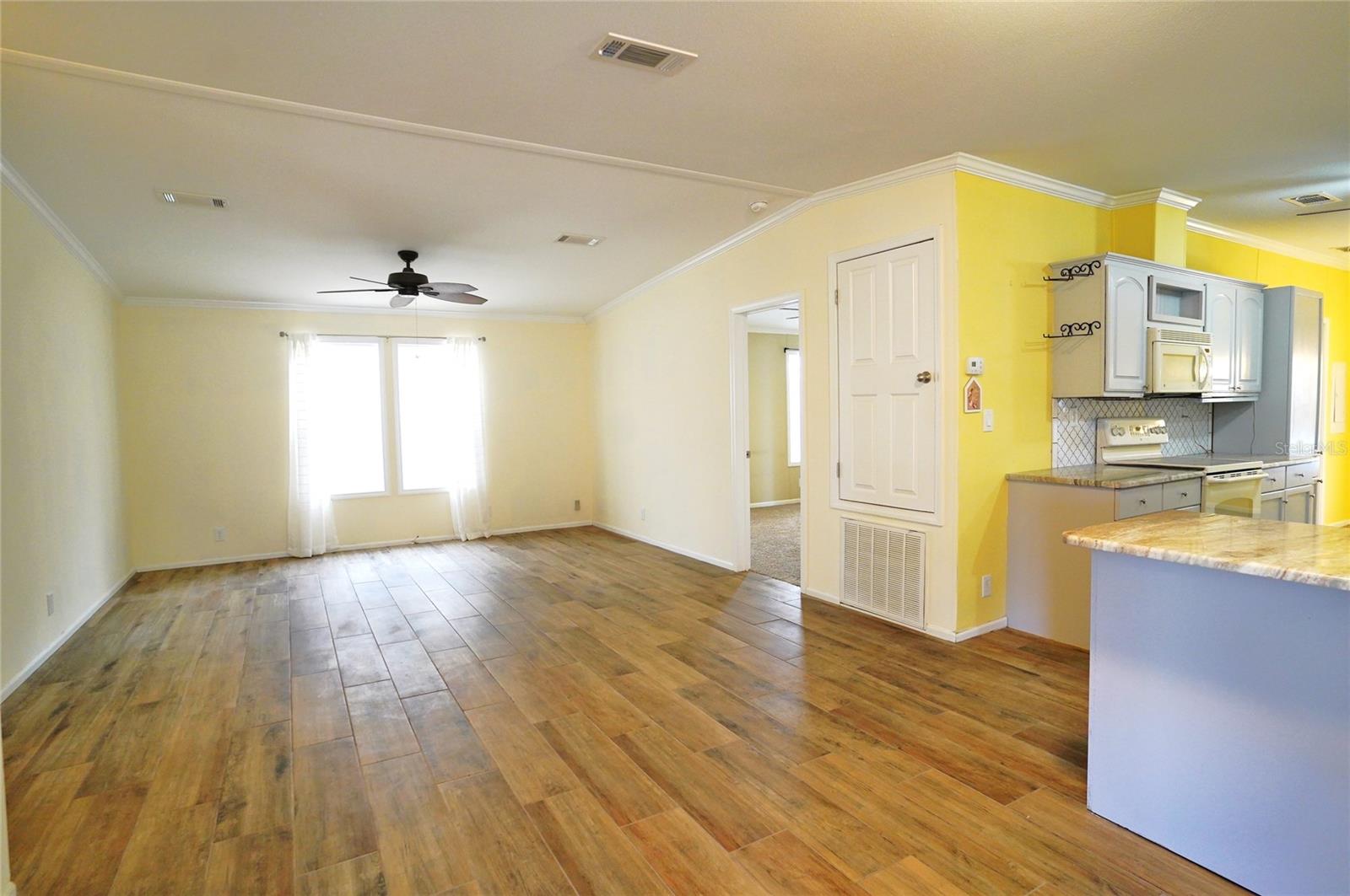 Image 6 of 73 For 3525 Stockton Road