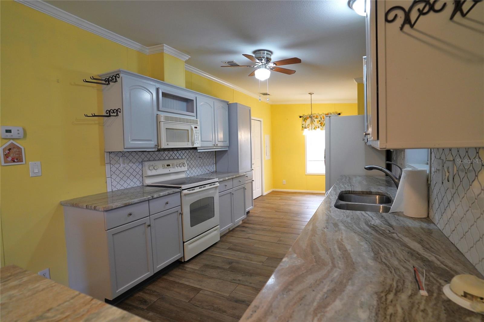 Image 8 of 73 For 3525 Stockton Road