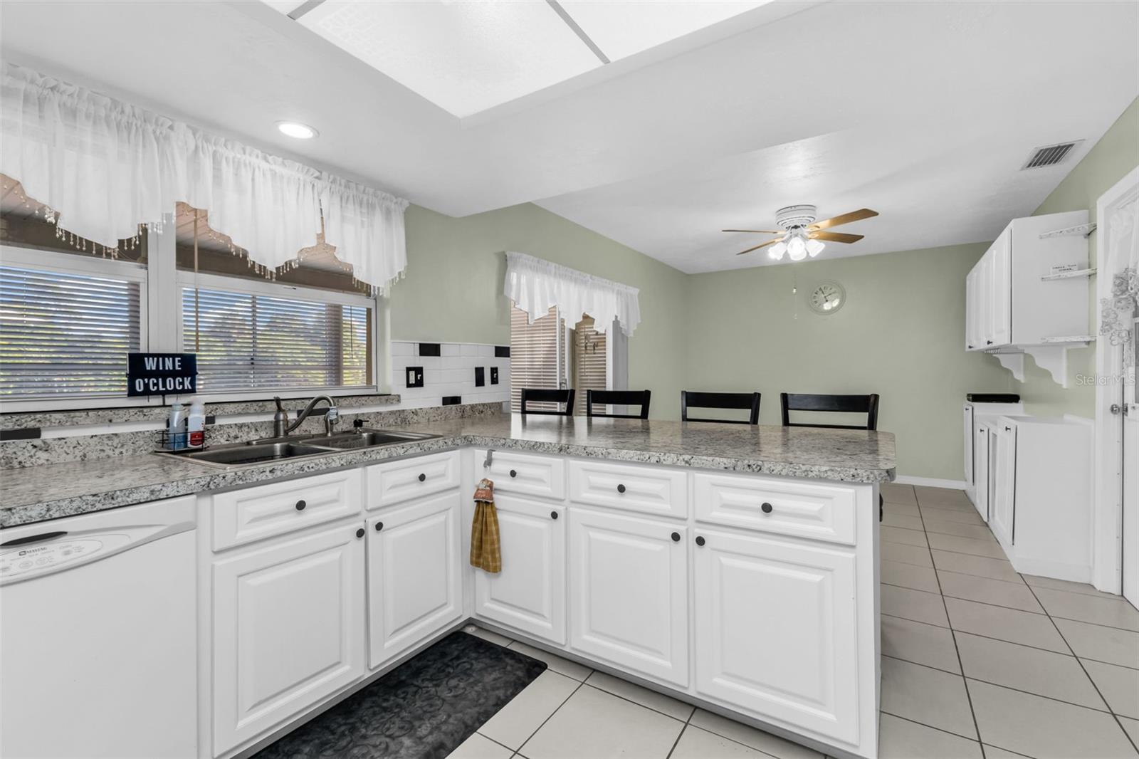 Image 13 of 67 For 1538 Inverness Street