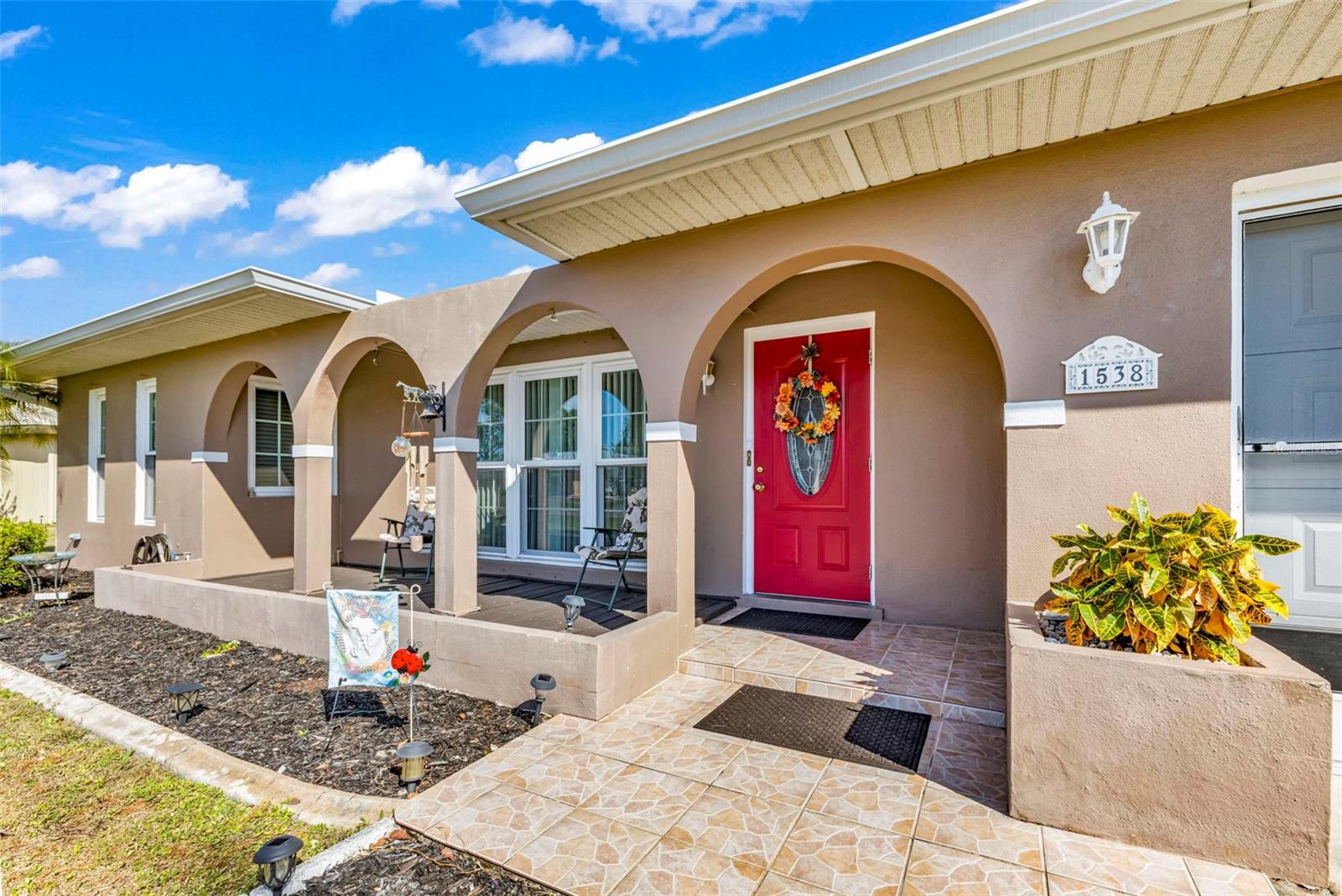 Image 3 of 67 For 1538 Inverness Street