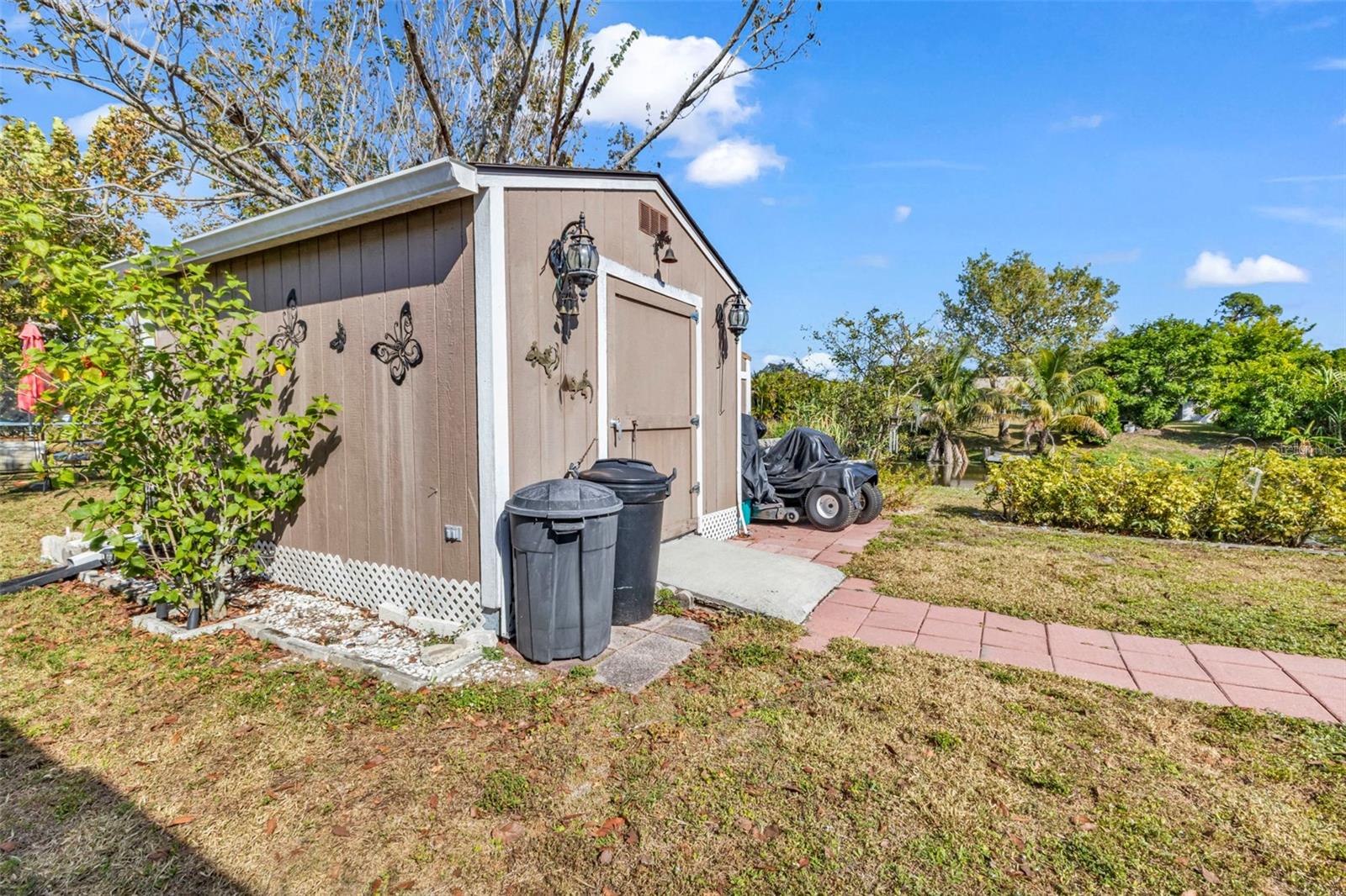 Image 34 of 67 For 1538 Inverness Street