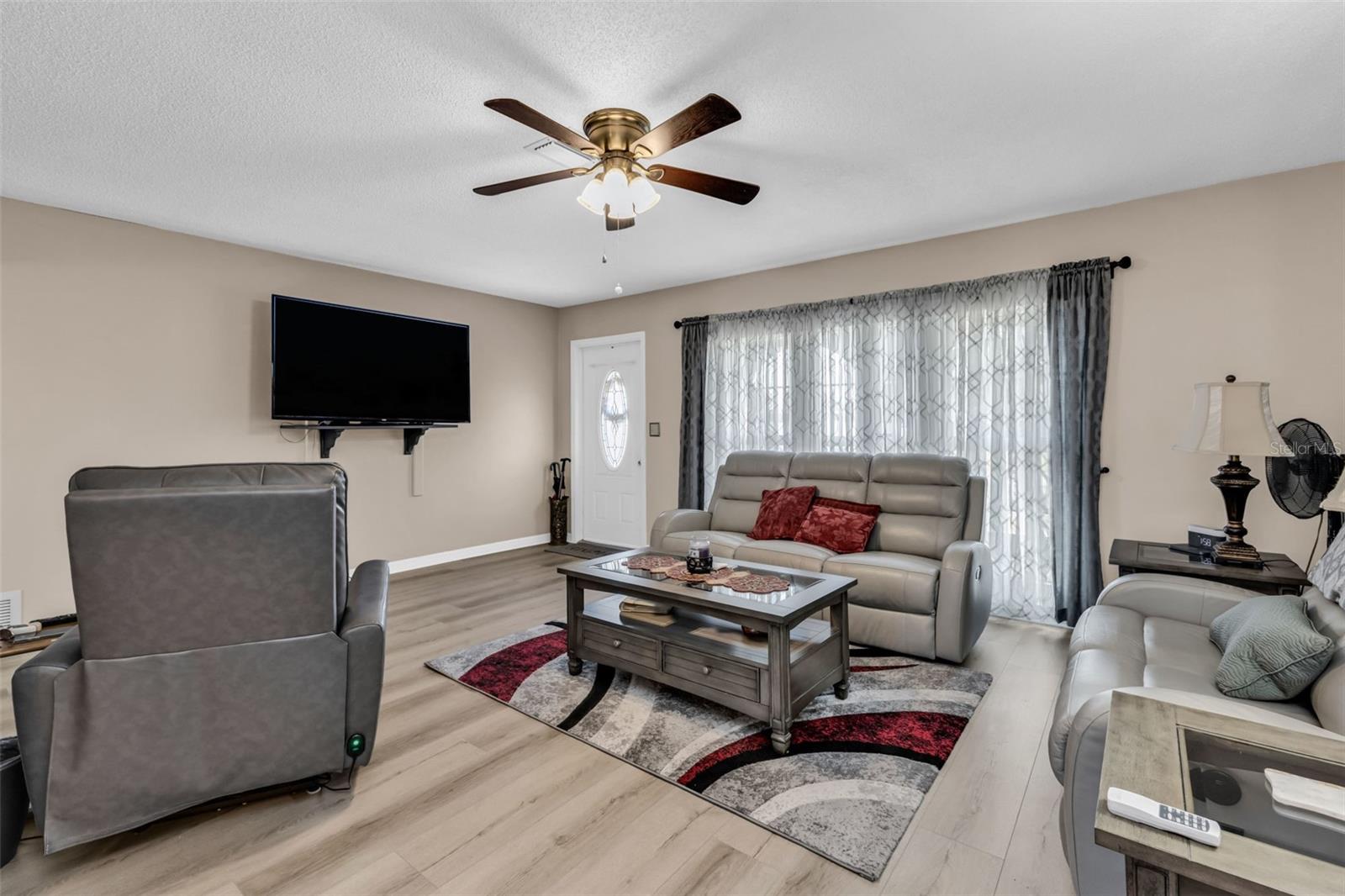 Image 6 of 67 For 1538 Inverness Street