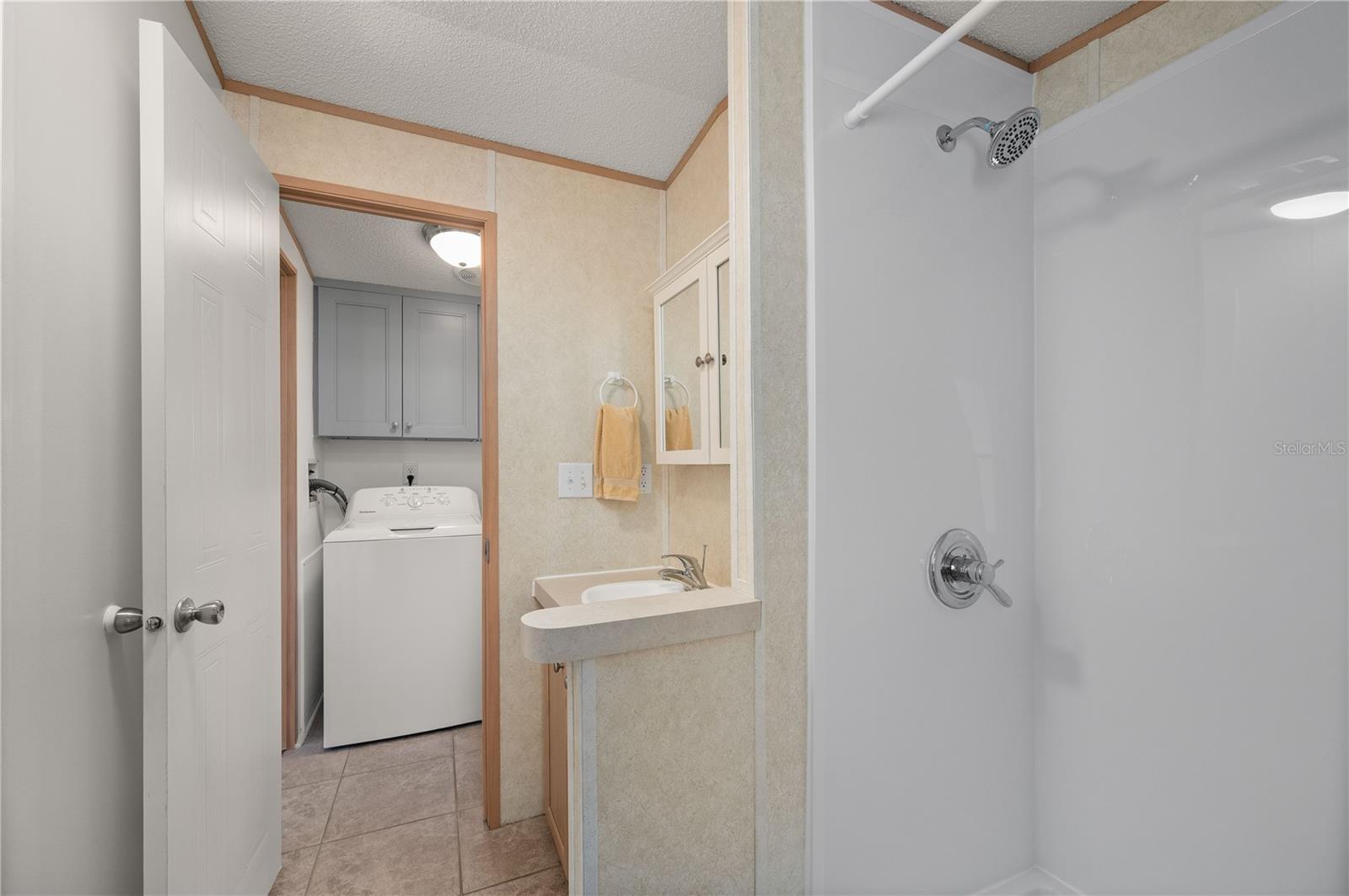 Image 25 of 55 For 24437 Harborview Road 114