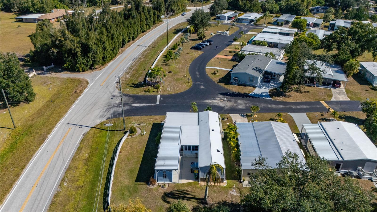 Image 47 of 55 For 24437 Harborview Road 114